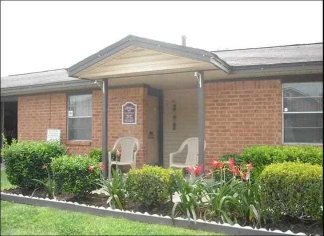 Photo - 516 Laredo St