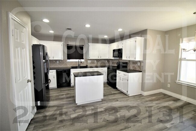 Photo - 2513 Jake Dr