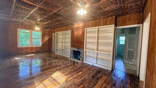 Photo - 1664 Poplar Rd