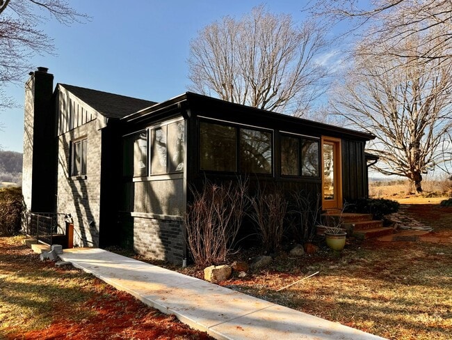 Photo - 3901 Thomas Dairy Ln Townhome
