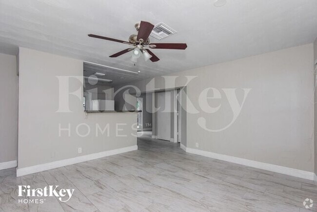 Building Photo - 1524 NE 31st Ct Rental