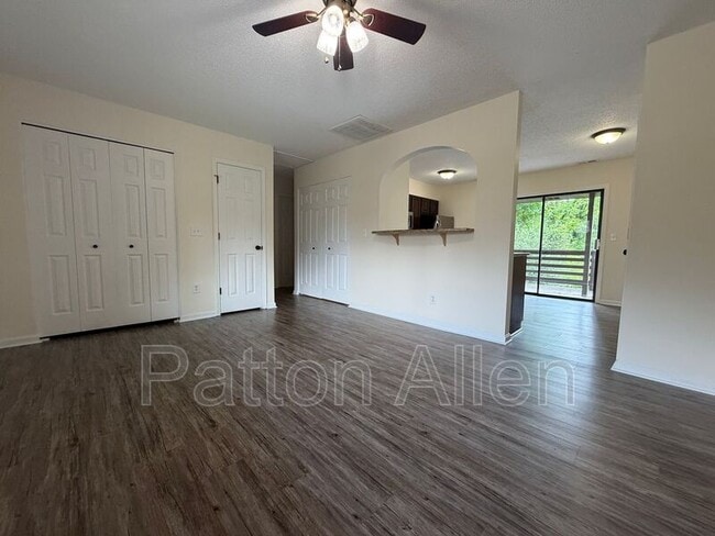 Photo - 48 Dawnwood Cir