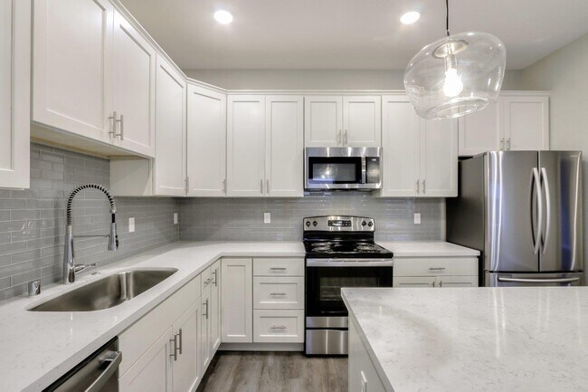 Photo - The Rose Apartments