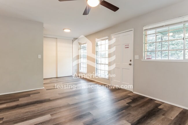 Photo - 3110 Urban Ave