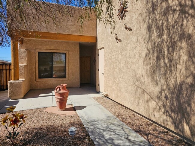 Building Photo - Unfurnished Long Term Rental