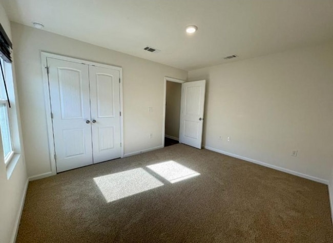 Photo - 910 Merganser Way