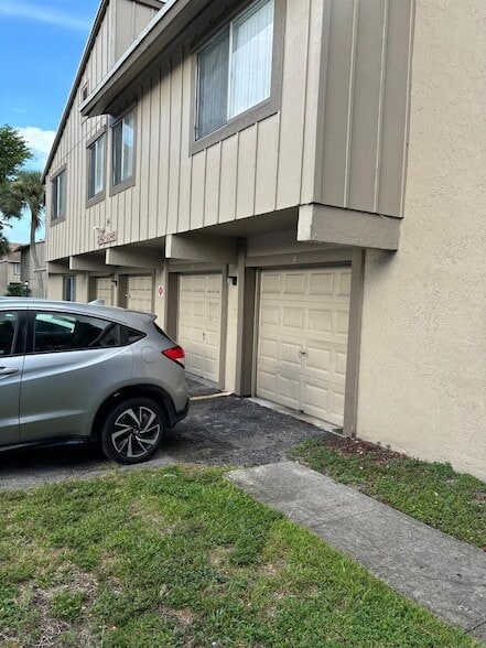 Building Photo - 2148 NW 57th Ave Unit 14E