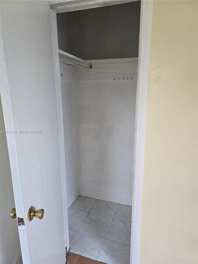 Photo - 840 NE 124th St Unit 1