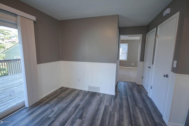 Photo - Cape Cod style home - completely updated throughout!