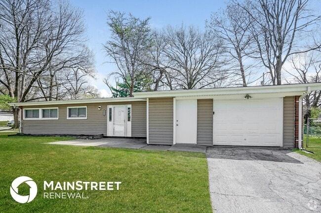 Building Photo - 6910 Woodhurst Dr Rental