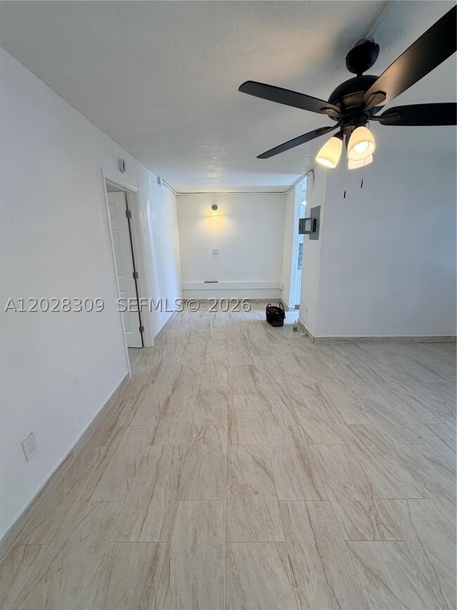 Photo - 220 NW 16th St Unit 1