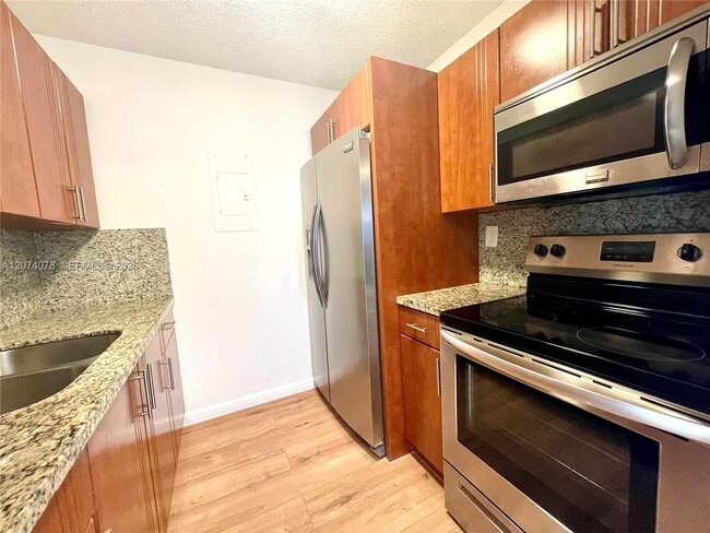 Photo - 7415 SW 152nd Ave Unit 7-208