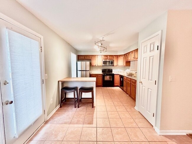 Photo - 7503 Westmore Dr