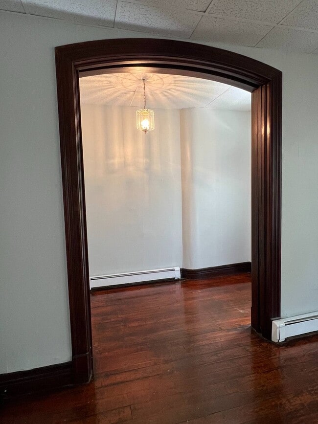 Photo - 1053 Park Ave