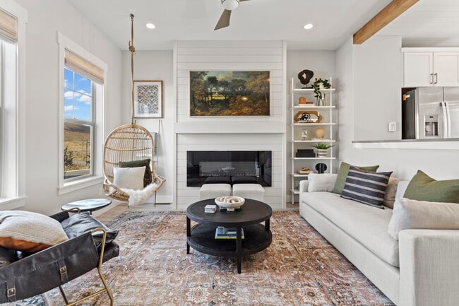 Photo - 1031 Wasatch Spring Rd