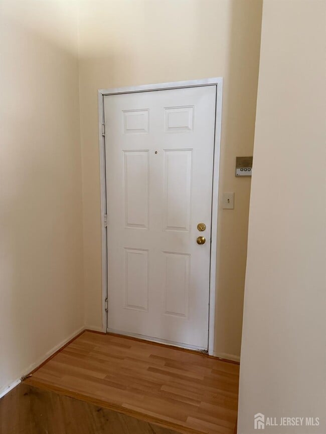 Photo - 5083 Beech Ct Unidad 5083