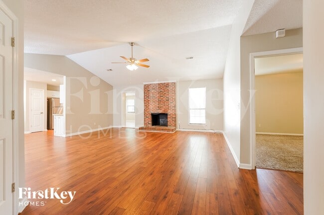 Photo - 328 Indigo Rd