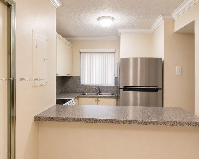 Photo - 310 Fontainebleau Blvd Unit 406