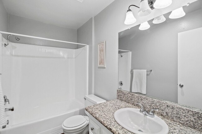 Photo - Villa Marseilles Apartments