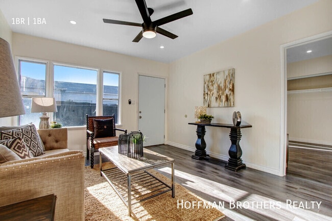 Photo - 4010 W 130th St Unidad C