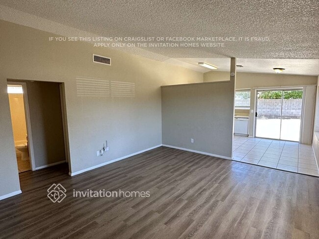 Photo - 4431 N 85th Ave