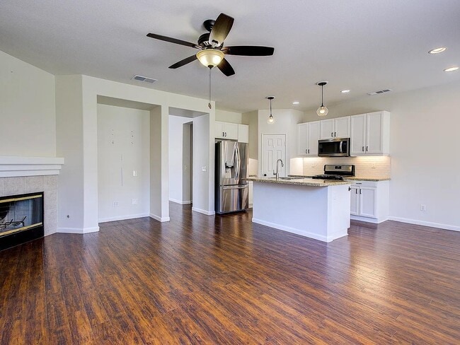 Photo - 924 Glendora Dr