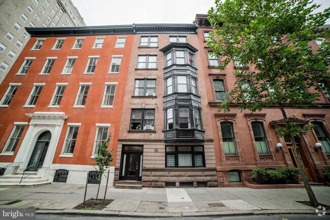 Building Photo - 1904 Spruce St Unit 3R Rental