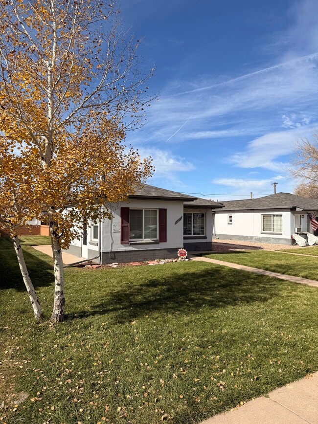 Building Photo - 2811 S Lincoln-2817 Unit 2817