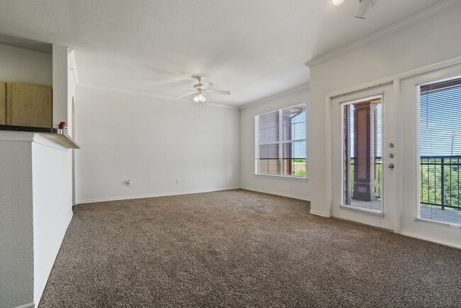 Photo - Blue Lake Villas Apartments