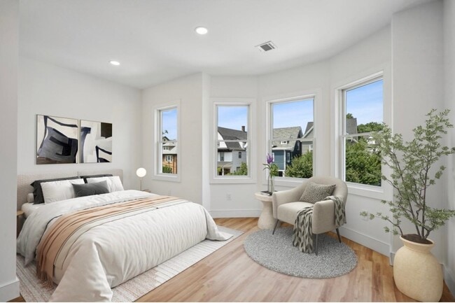 Photo - 215 Harrison Ave