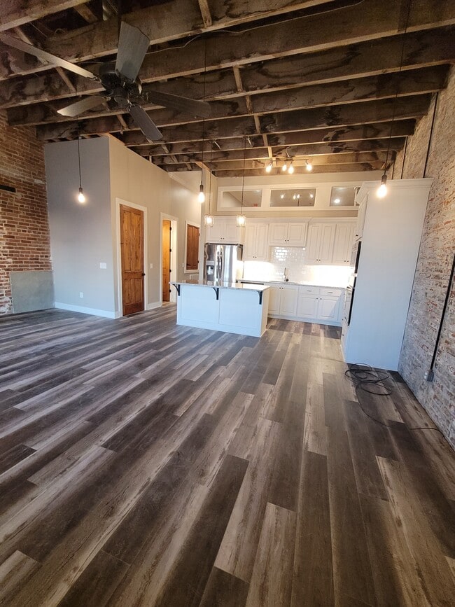 Photo - 1312 Washington St Unit B