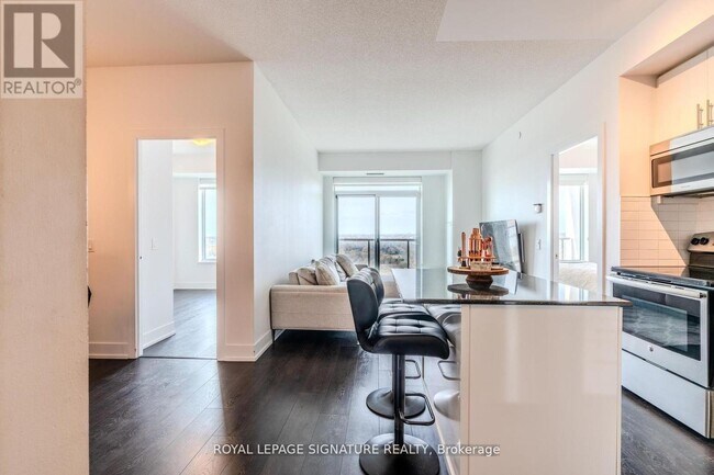 Photo - 1215 Bayly St Unit PH206
