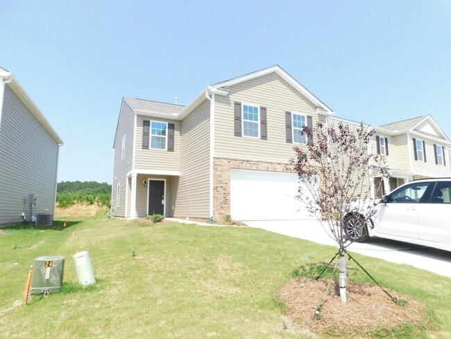 Building Photo - Brand New! 4 bed, 2.5 bath Rental