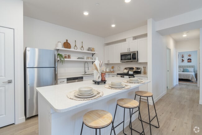 2BR, 1BA - 951SF Kitchen