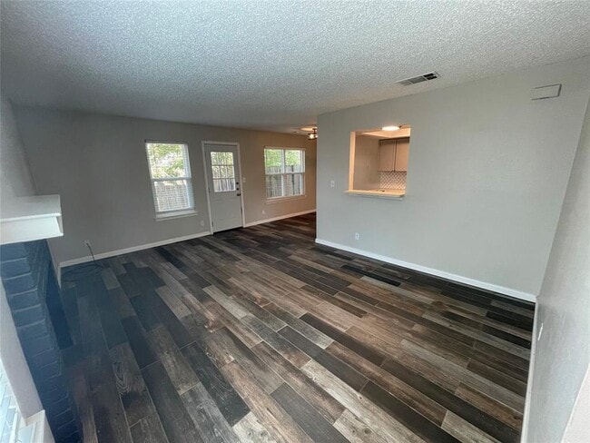 Photo - 8810 Springmail Cir