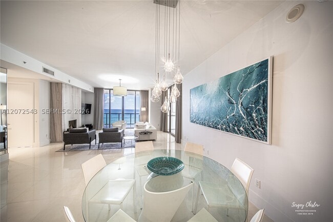 Building Photo - 9705 Collins Ave Unit 1404N