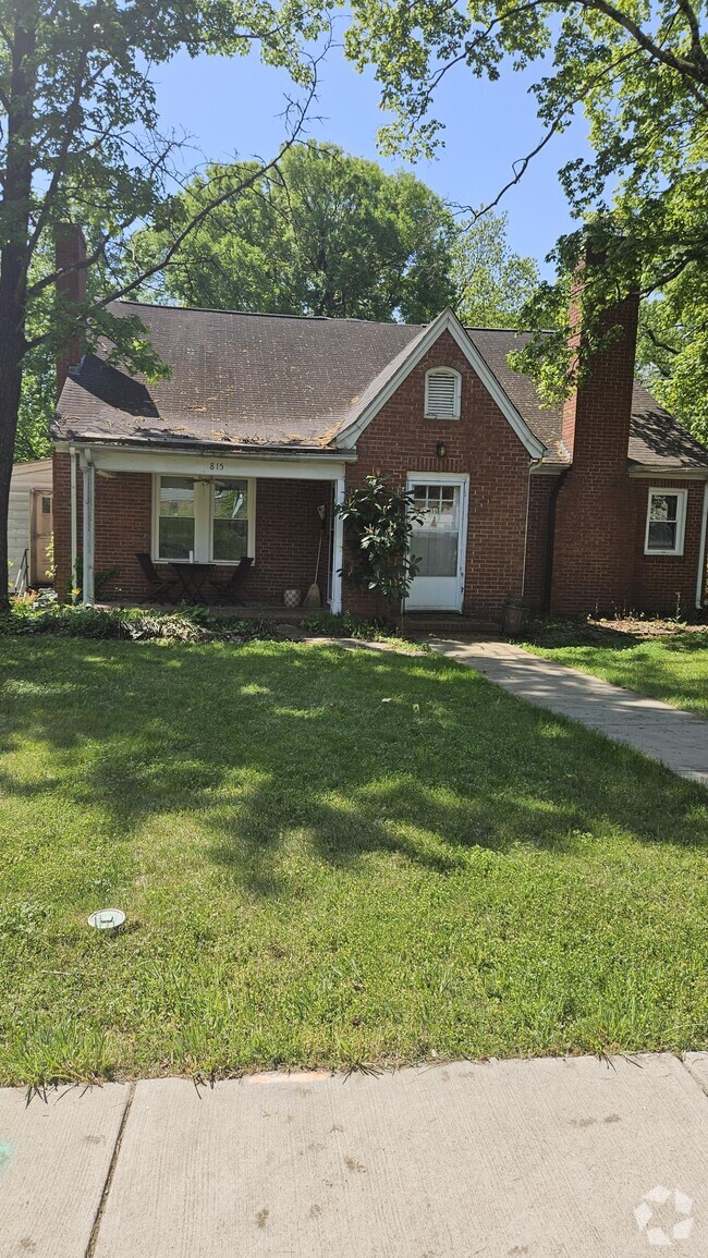 Building Photo - 815 W Johnson St Unit 815 W Johnson Rental