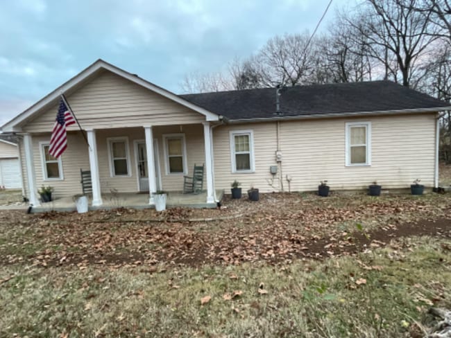 Building Photo - 2498 Old Charlotte Pike