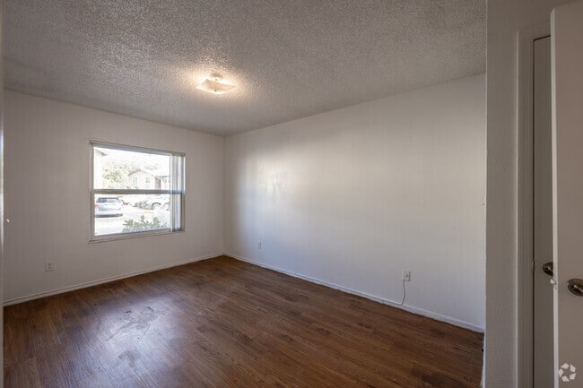 2BR, 2BA - 1,028SF - Primary Bedroom - Timber Sound 2