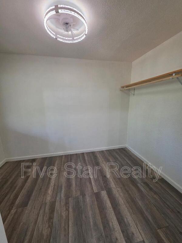 Photo - 12896 Rices Crossing Rd Unit C