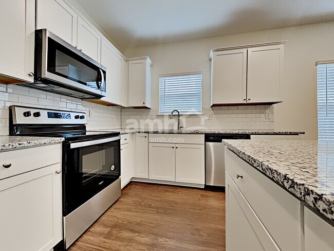 Photo - 167 Ivy Brook Dr