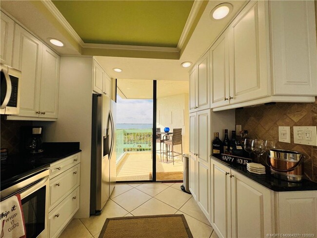 Photo - 9900 S Ocean Dr Unidad 810