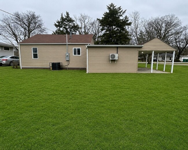 Building Photo - For Lease