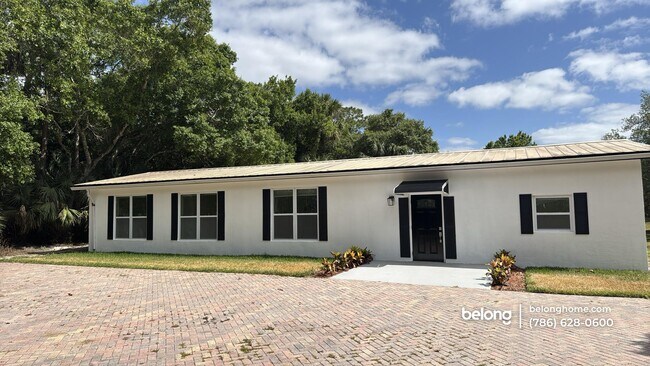 Photo - 6235 4th St Unidad B