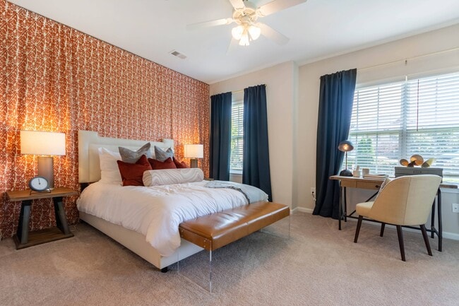 Photo - Hawthorne at Horse Pen Creek