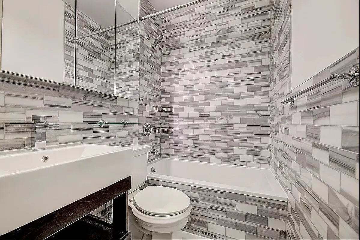 Photo - 248 Mott St Unit 11