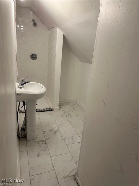 Photo - 718 Shelley Pkwy