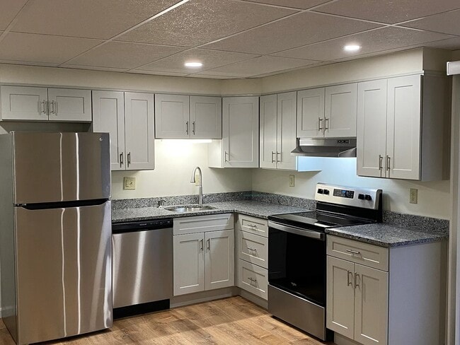 Photo - Floral Gardens Apartments