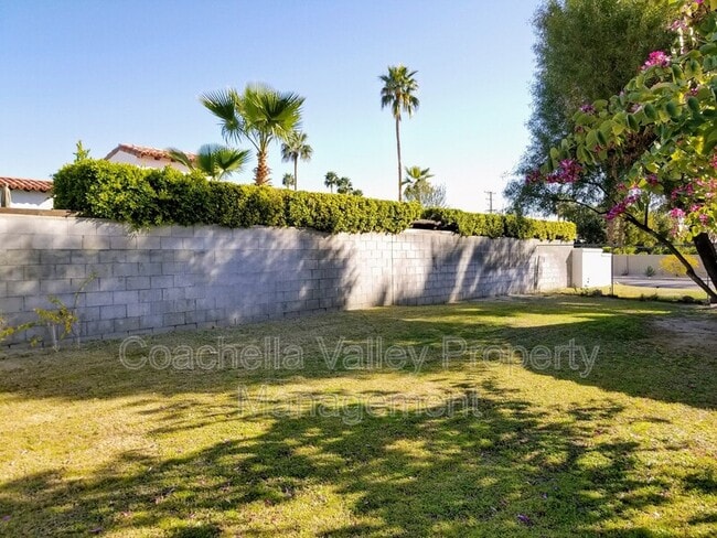 Photo - 567 N Hermosa Dr