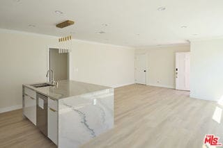 Photo - 1223 23rd St